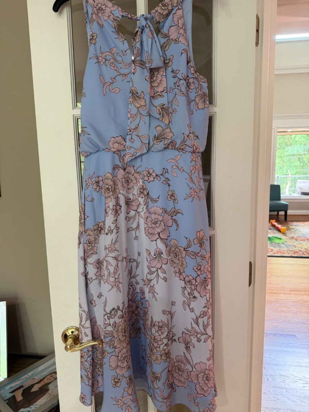 Vince Camuto pale blue & pink floral drape neck midi dress size 6 - Picture 9 of 10